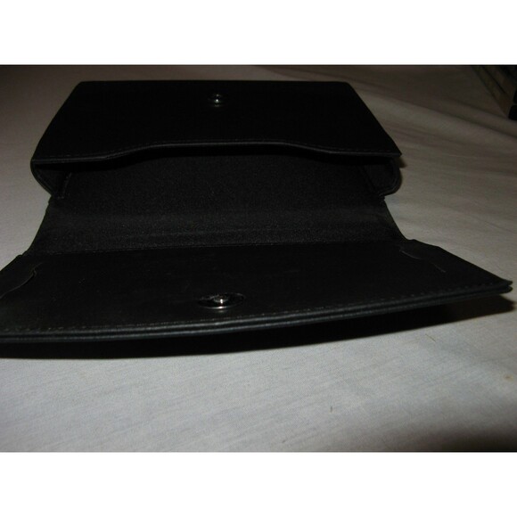 2010 Mercedes Benz GL Complete Owners Manual Set With Case And Navigation OEM - Picture 9 of 10